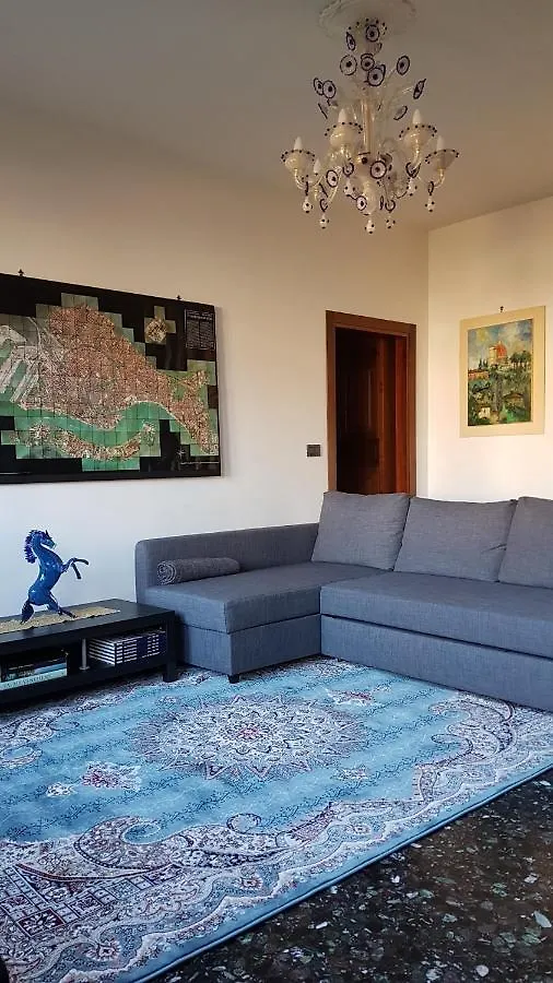 Angela Di Venezia House Daire